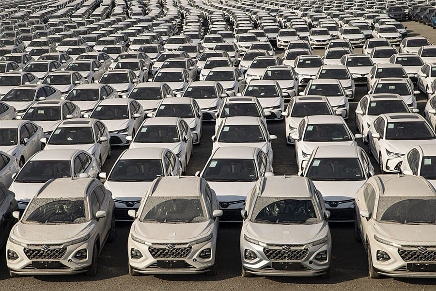 مزایده انواع خودروهای خارجی برگزار می شود